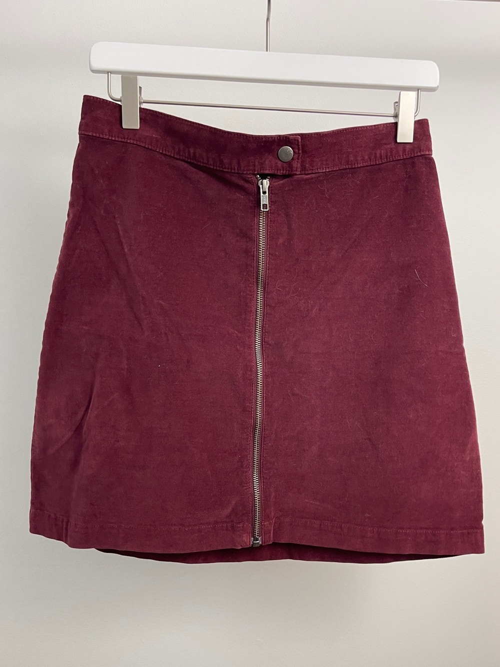 Madewell Burgundy Front-Zip Velour Mini Skirt size 2